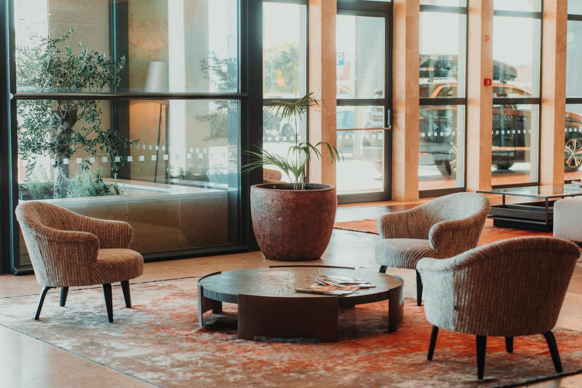 Real Marina Hotel & Spa Olhao Luaran gambar The lobby of the hotel