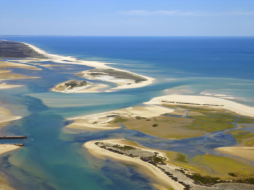 Real Marina Hotel & Spa Olhao Luaran gambar Aerial view of the barrier islands